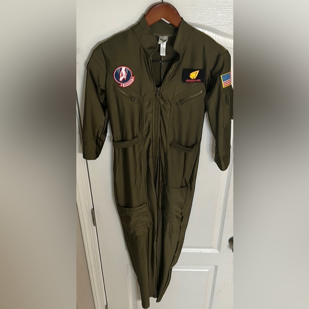 NWT Top Gun Halloween Costume (M)
